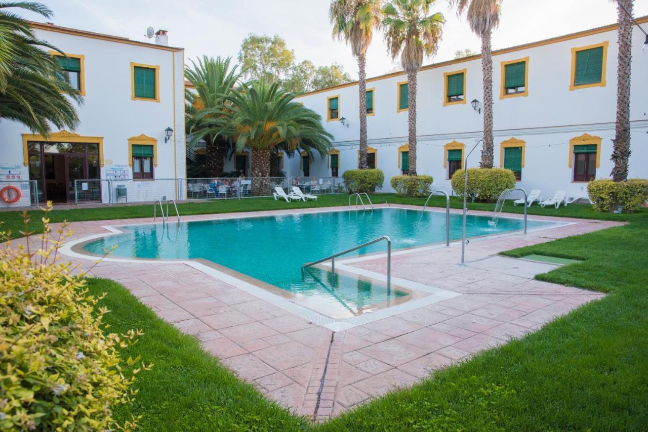 Hotel Balneario El Raposo Puebla de Sancho Pérez Exterior foto